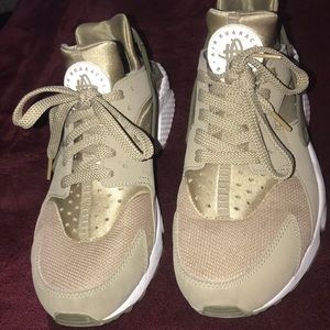 Nike Air Huaraches